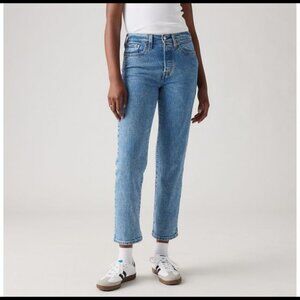 NWT Levi's Wedgie Fit 23